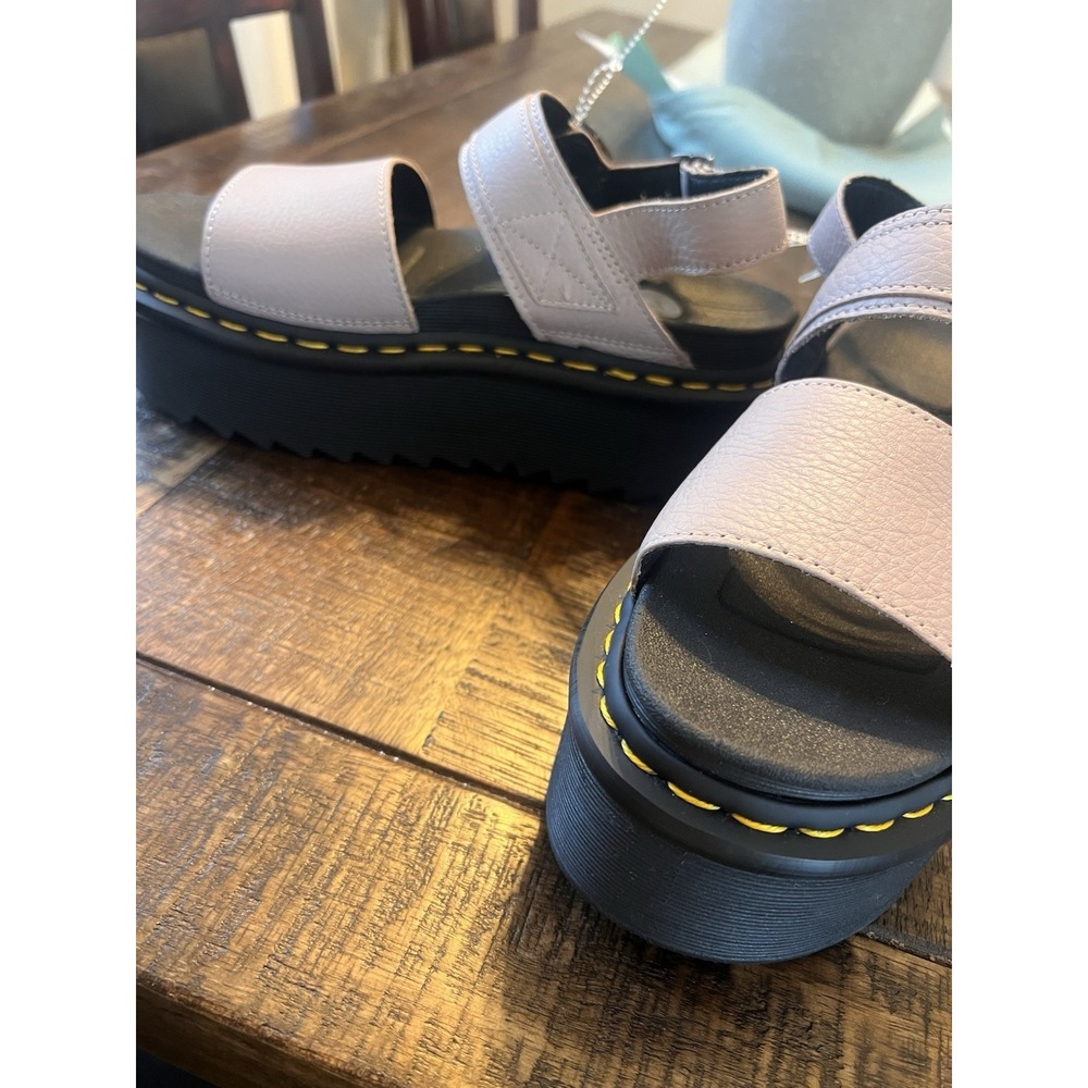 Chunky Taupe Platform Sandals Sz 9 NWOT